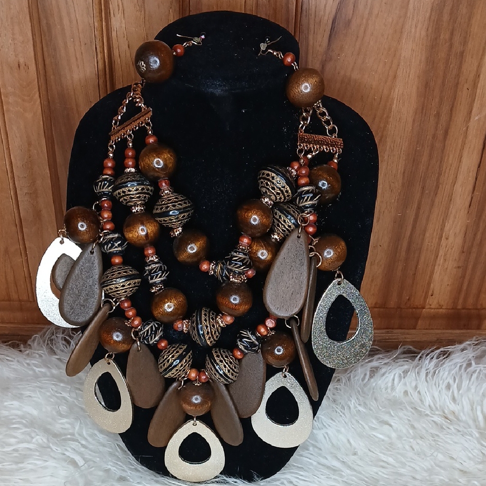 Brown and Gold Statement Necklace